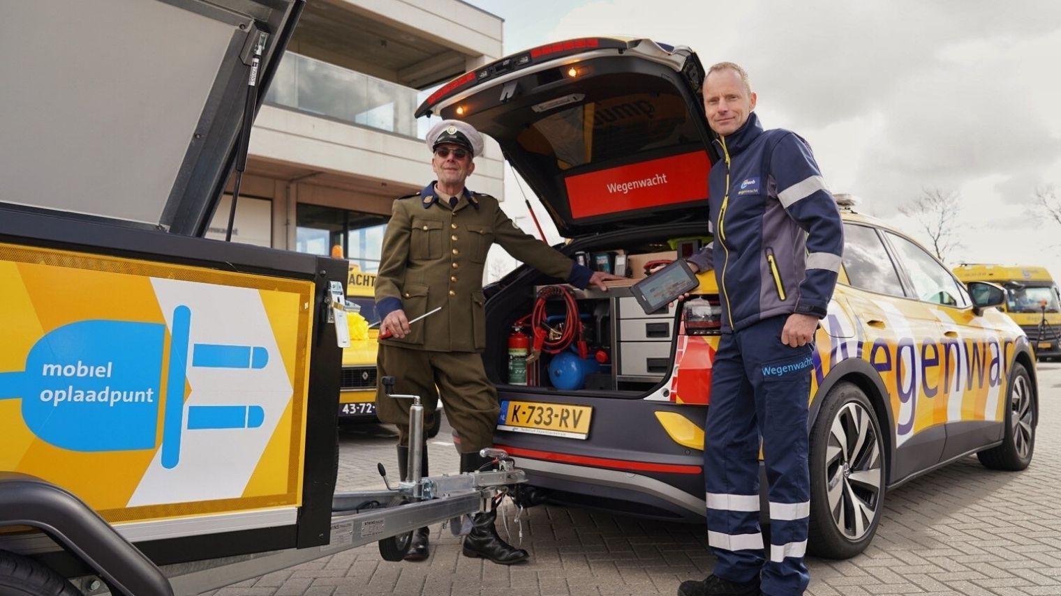 Nieuw voertuig voor jarige Wegenwacht