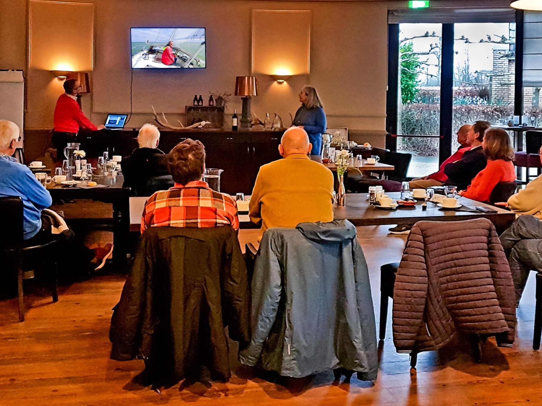 Ook tweede prikbord actie een succes. Goed bezocht ondanks slechte weer.
